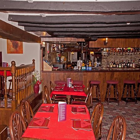 The White Hart Hotel Menheniot Εξωτερικό φωτογραφία