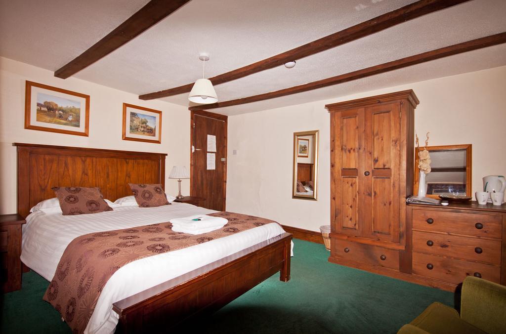 The White Hart Hotel Menheniot Δωμάτιο φωτογραφία