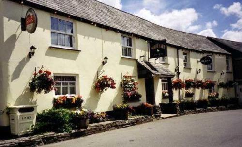 The White Hart Hotel Menheniot Εξωτερικό φωτογραφία